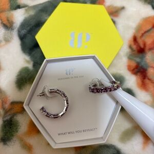 OG Earrings (Worth A Thousand Words)